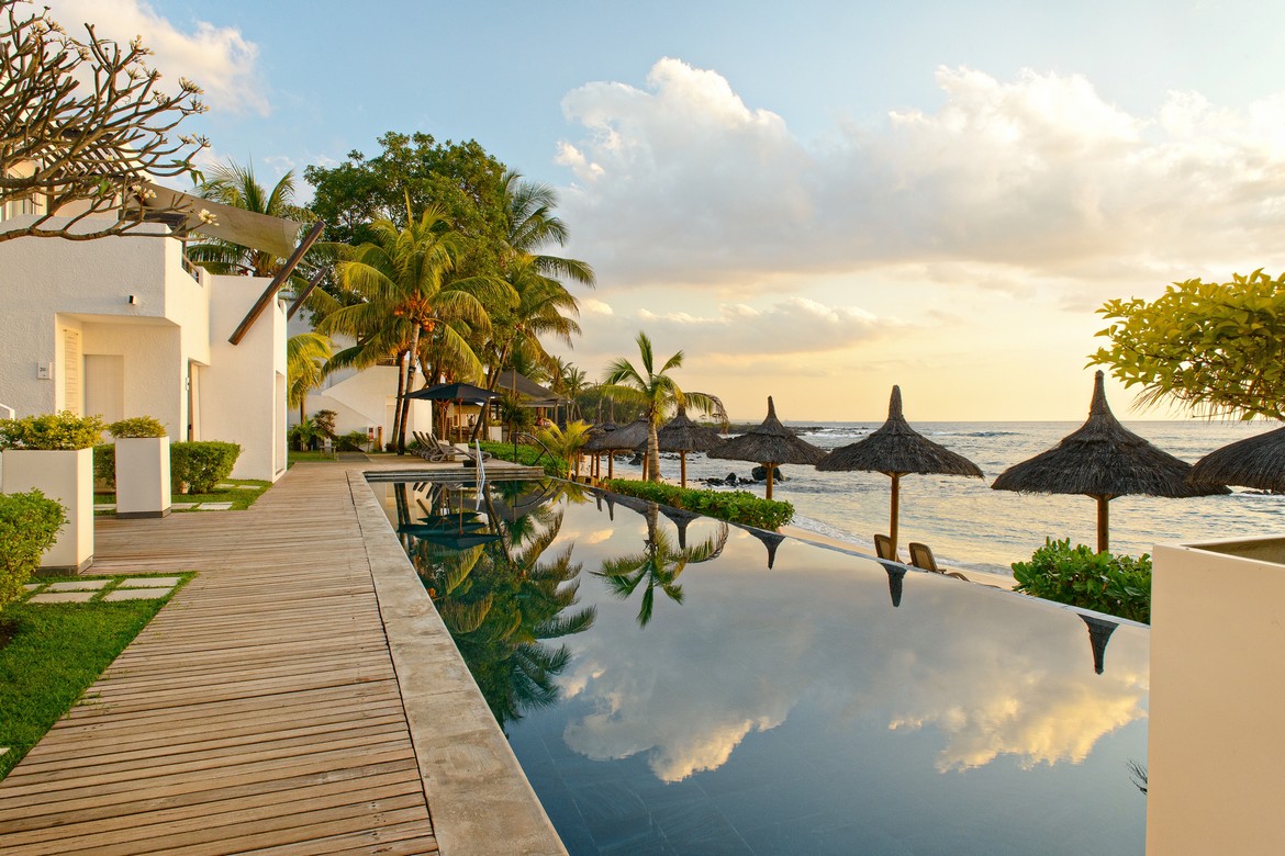 Recif Attitude Pool